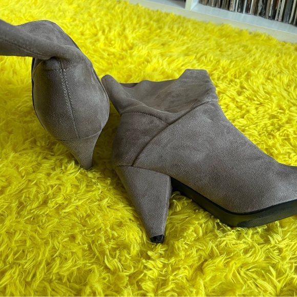 Sandrine cone heel bootie. size 8, Shoedazzle - Picture 2 of 4